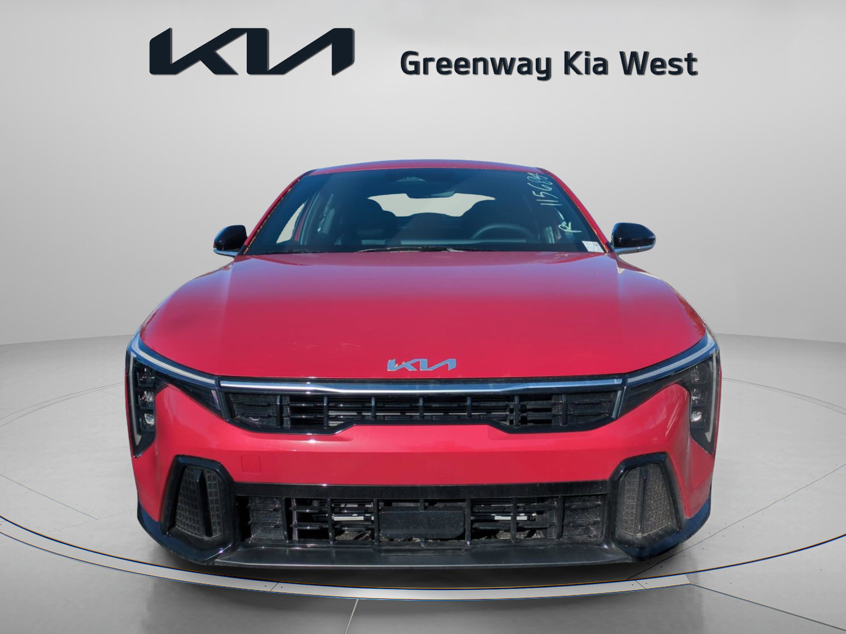 2025 Kia K4 GT-Line photo 2