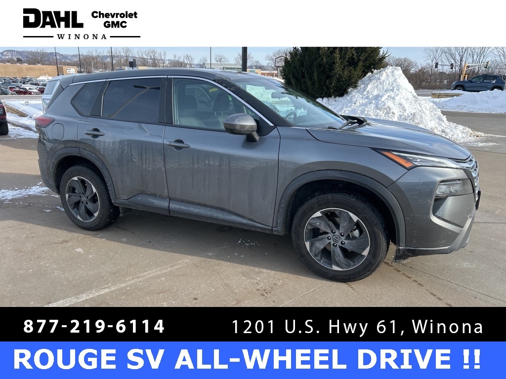2024 Nissan Rogue SV's photo