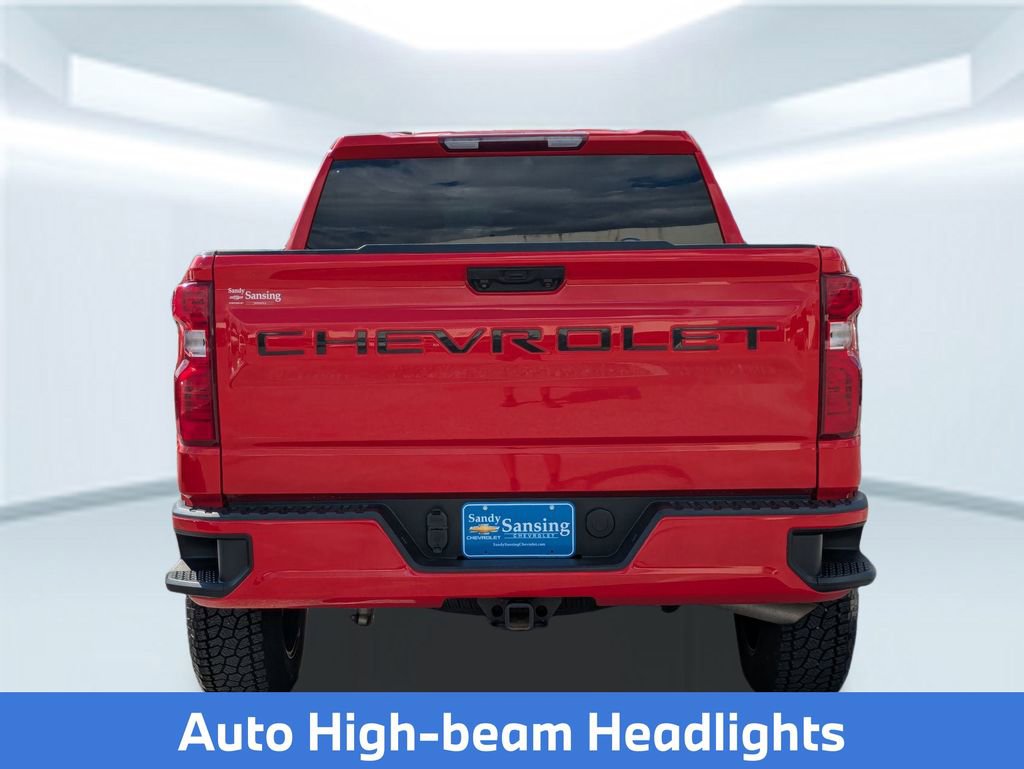 2023 Chevrolet Silverado 1500 Custom photo 4