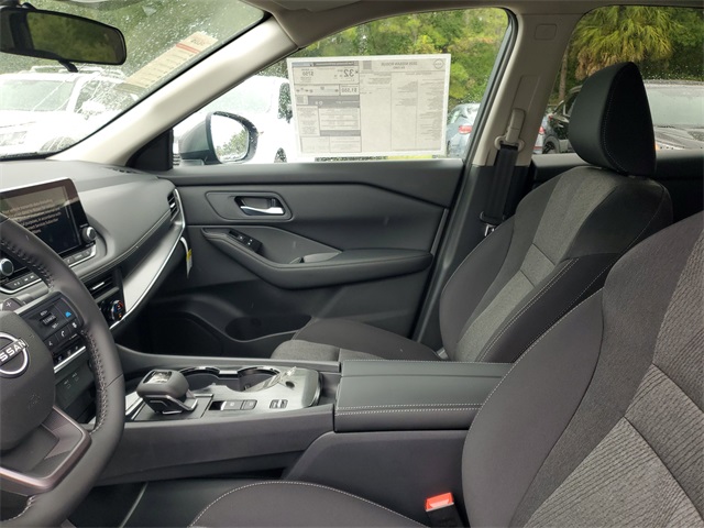2026 Nissan Rogue SV photo 8