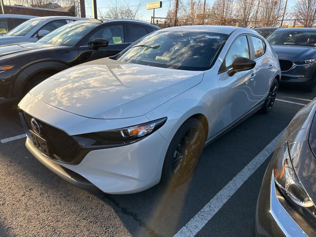 2025 Mazda Mazda3 Hatchback 2.5 Select Sport photo 2