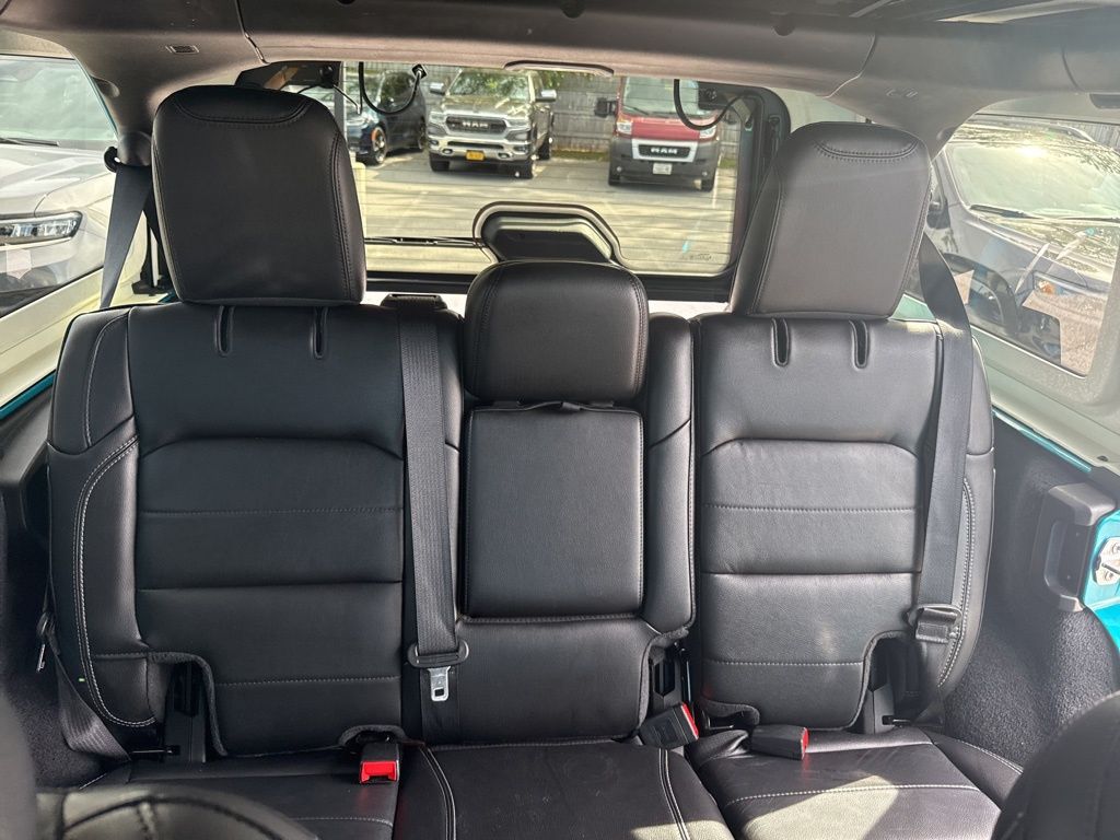 2020 Jeep Wrangler Unlimited Sahara photo 14