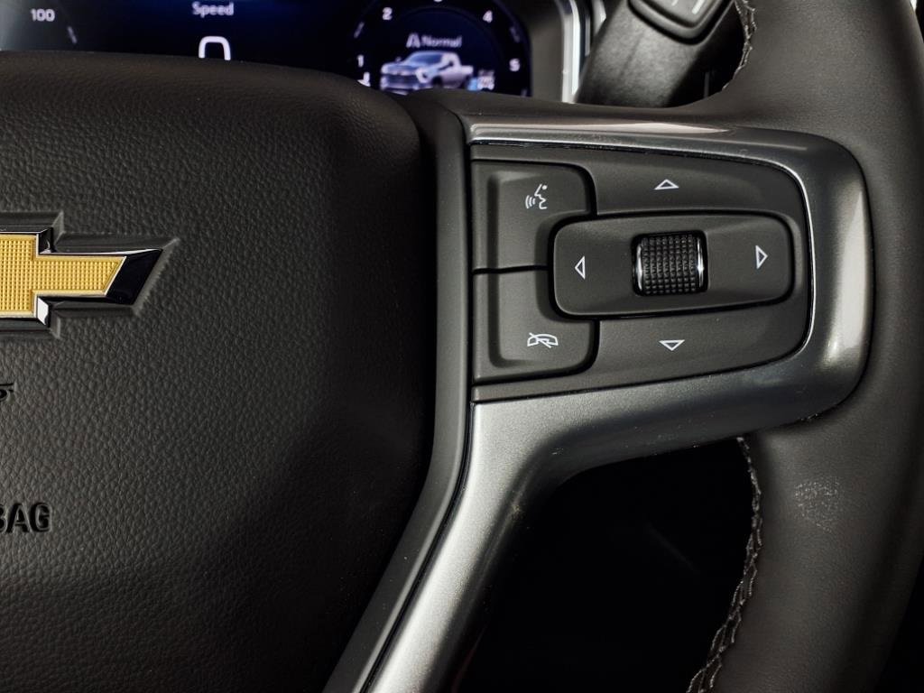 2025 Chevrolet Silverado 2500HD LT photo 10