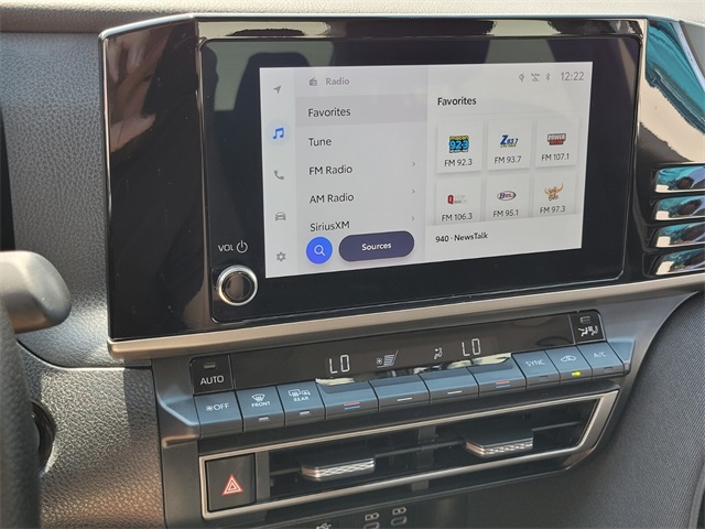 2025 Toyota Camry LE photo 15