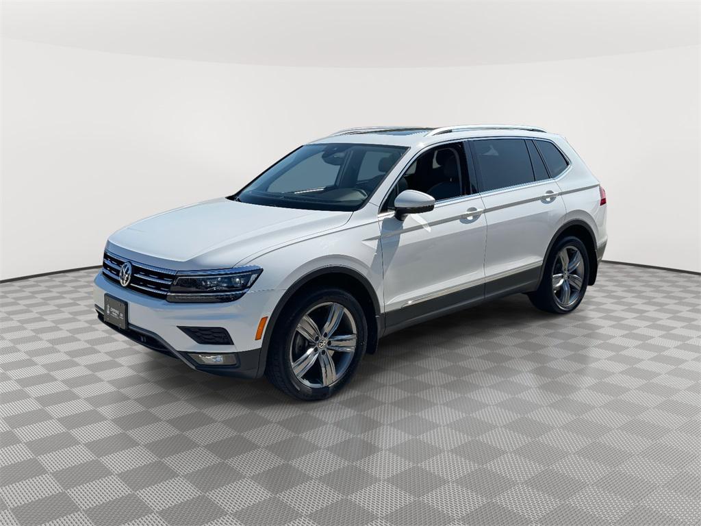 2019 Volkswagen Tiguan SEL Premium photo 3