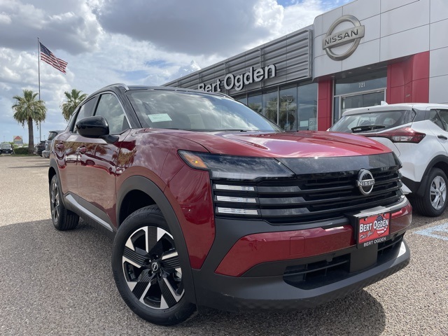 2025 Nissan Kicks SV AWD's photo