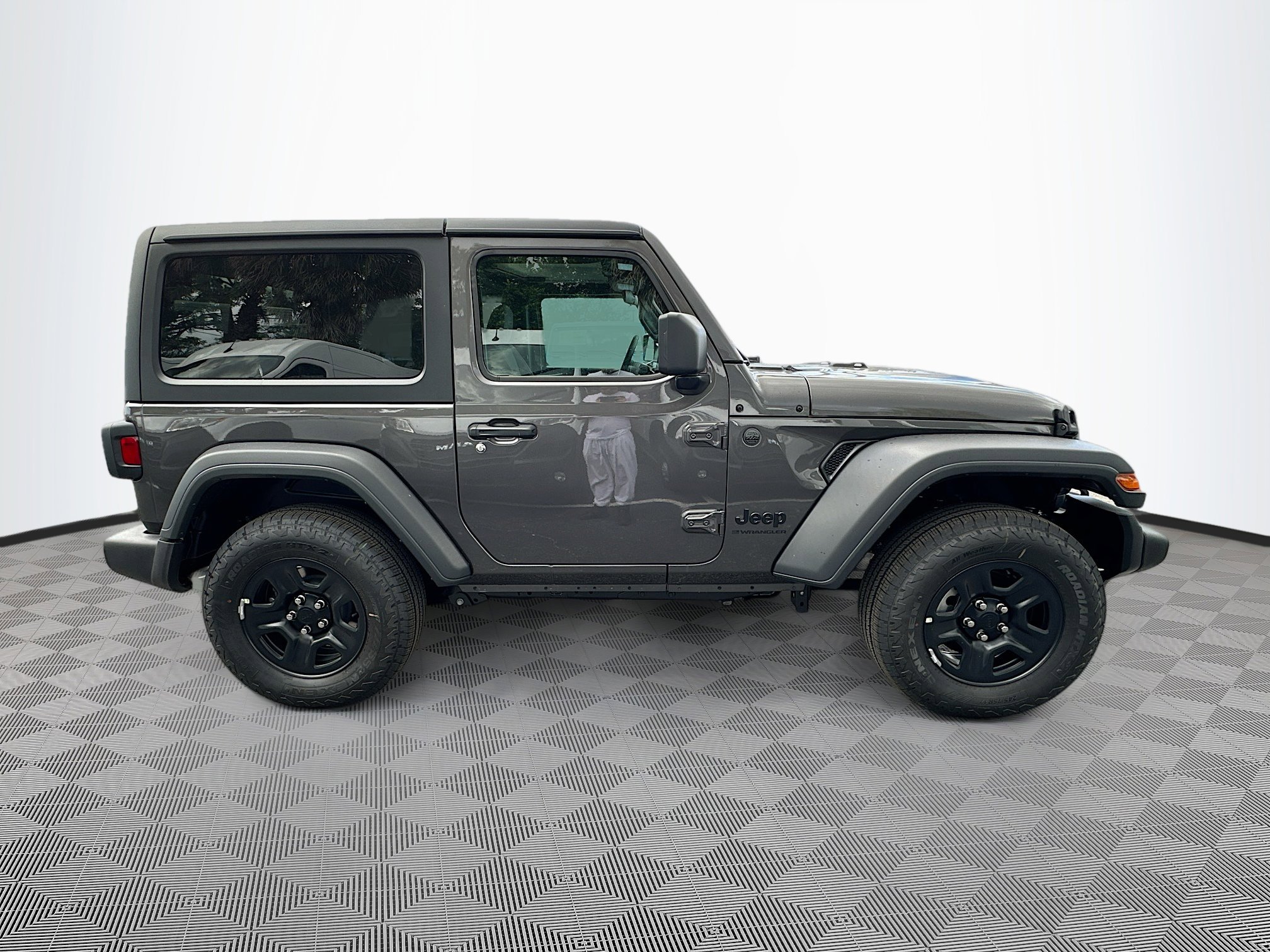 2025 Jeep Wrangler Sport photo 3