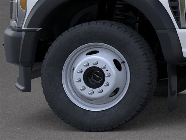 2026 Ford F-550 photo 17