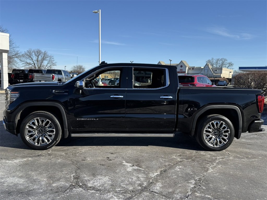 2025 GMC SIERRA - Image 4