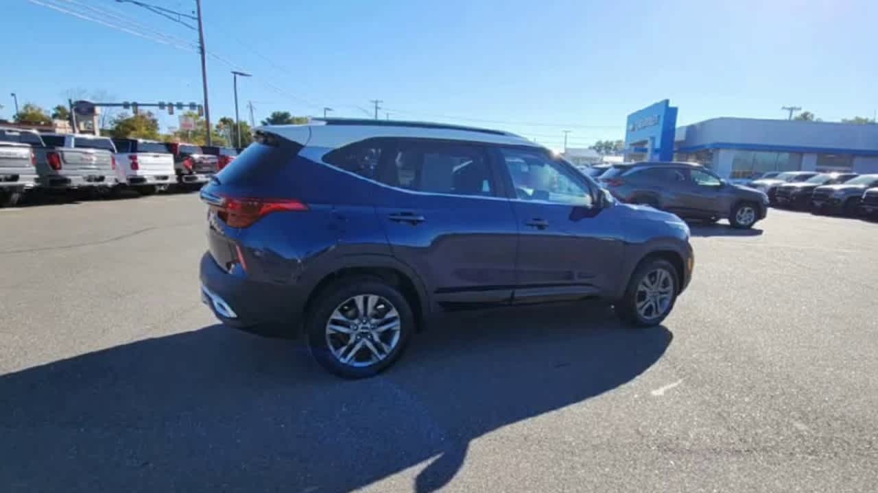 2023 Kia Seltos S photo 4