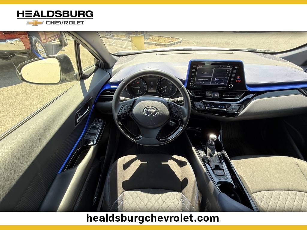 2021 Toyota C-HR XLE photo 12