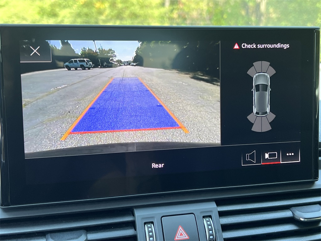2021 Audi Q5 45 Premium photo 24