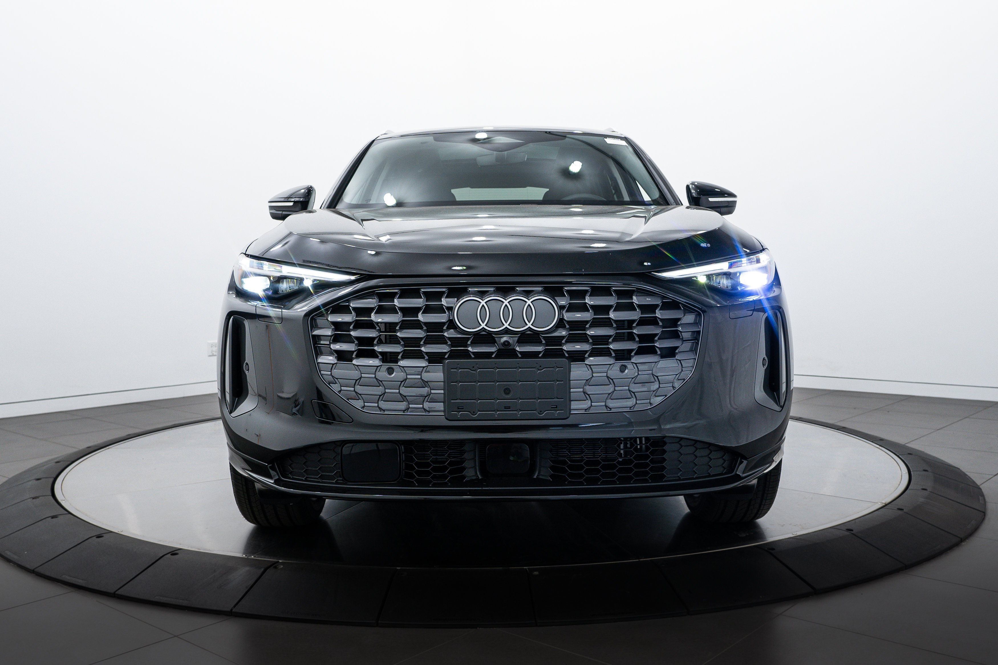 2025 Audi Q5 Premium Plus photo 18