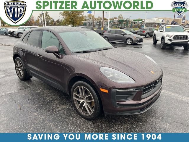 2023 Porsche Macan Base