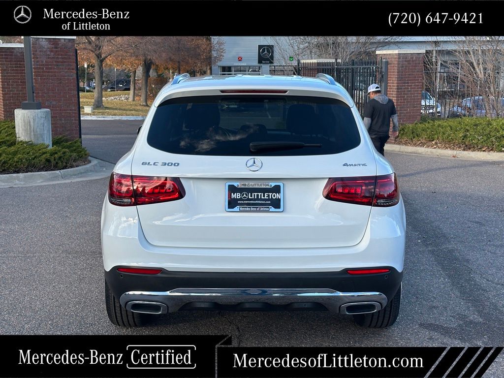 2022 Mercedes Benz GLC 300 4MATIC photo 2