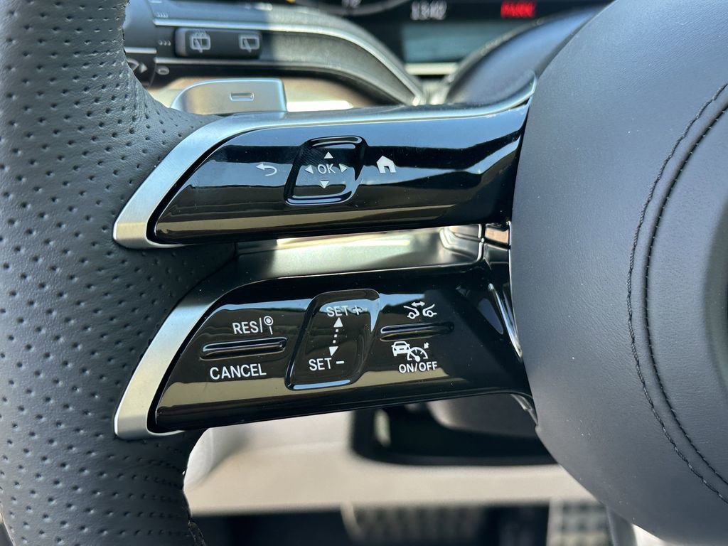 2025 Mercedes Benz GLS 450 4MATIC photo 28