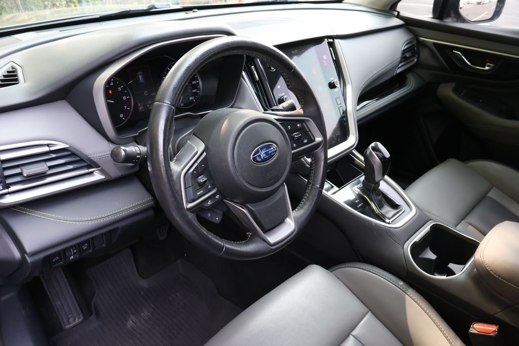 2020 Subaru Outback Onyx Edition XT photo 25