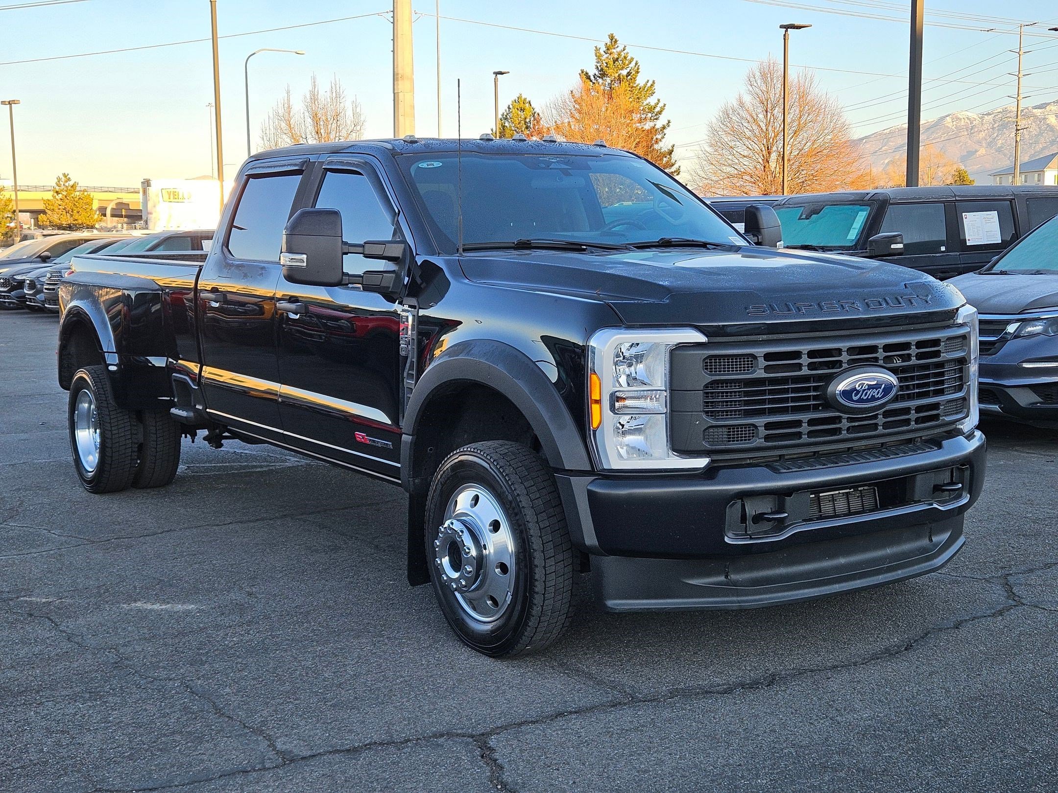 2023 Ford F-450 Super Duty XL's photo