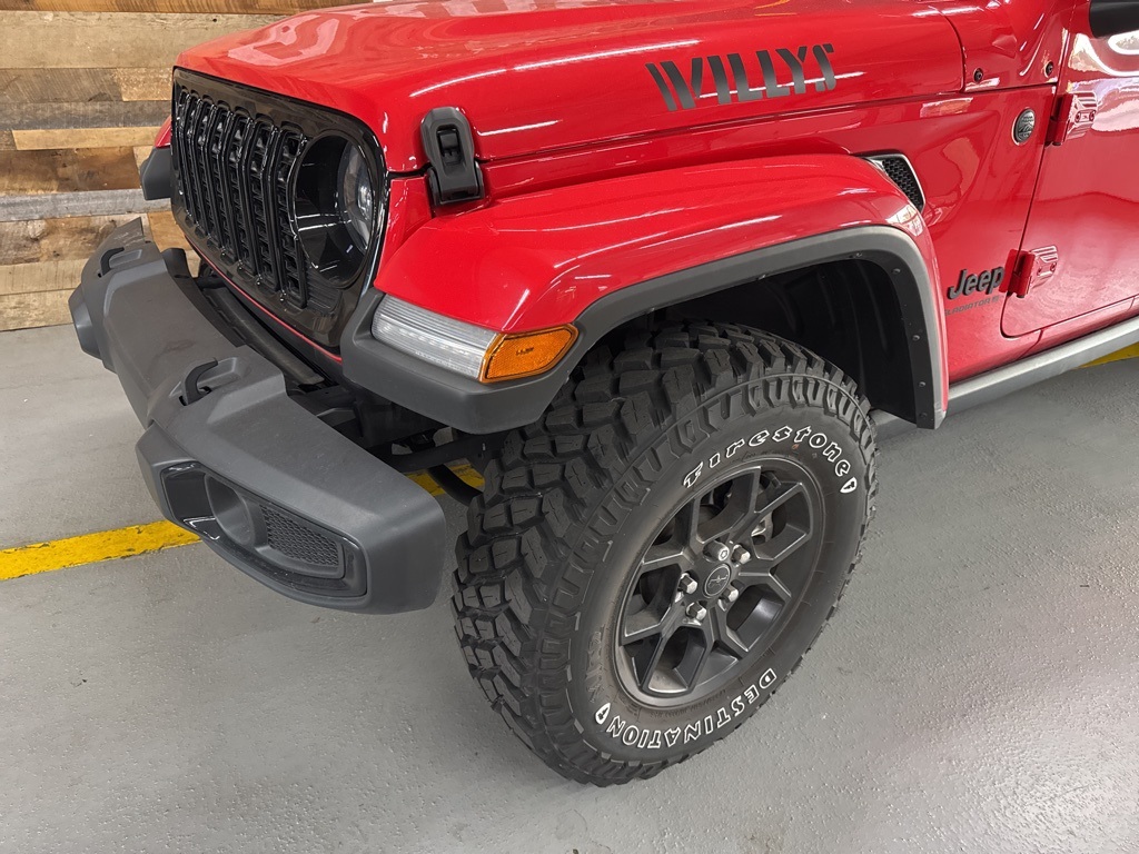 2024 Jeep Gladiator Willys photo 4