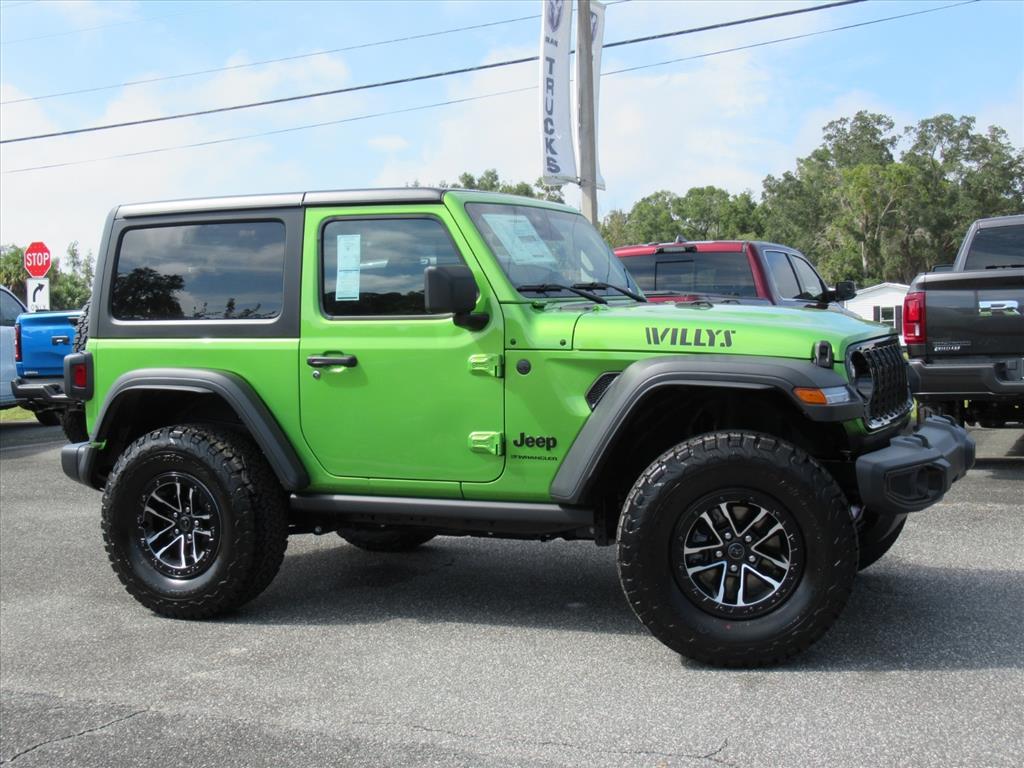2025 Jeep Wrangler Willys photo 2
