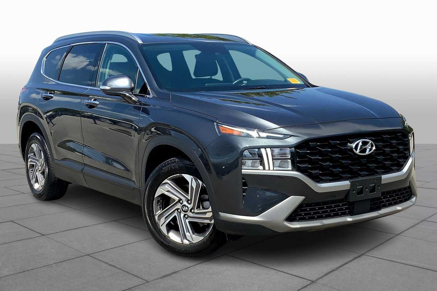 2023 Hyundai Santa Fe SEL photo 3
