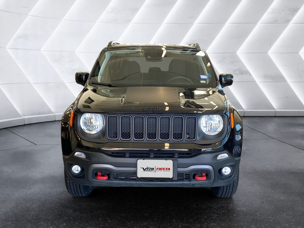 2023 Jeep Renegade Trailhawk photo 2