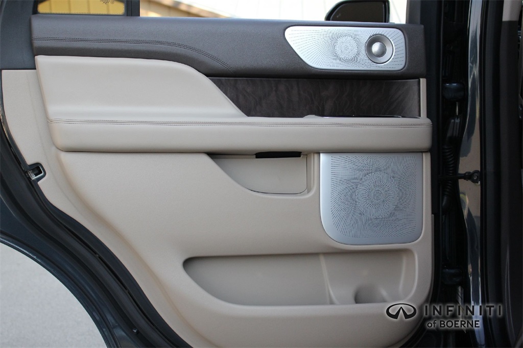 2024 Lincoln Navigator Reserve photo 30