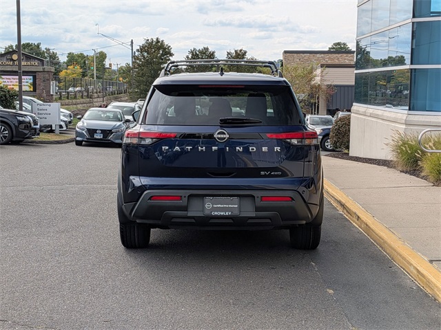 2022 Nissan Pathfinder SV photo 4