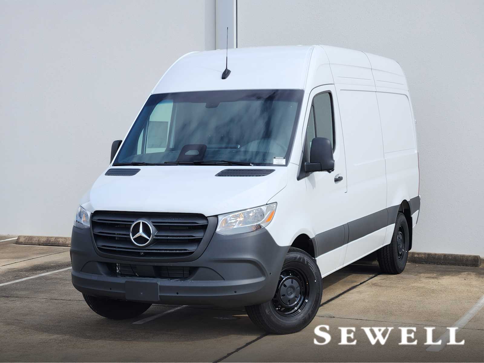 2026 Mercedes-Benz Sprinter Cargo Van Base's photo