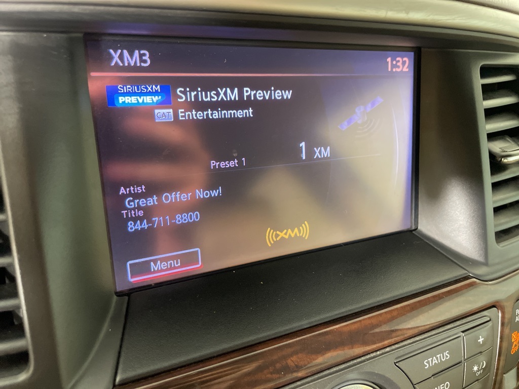 2014 Nissan Pathfinder SL photo 22