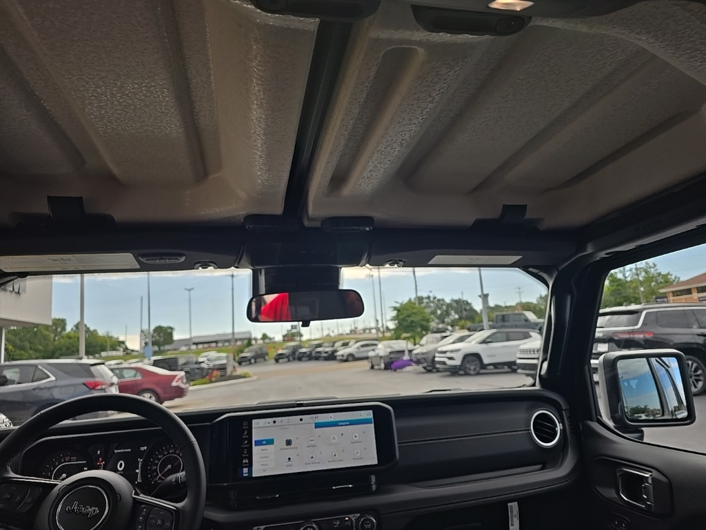 2025 Jeep Gladiator Sport photo 22