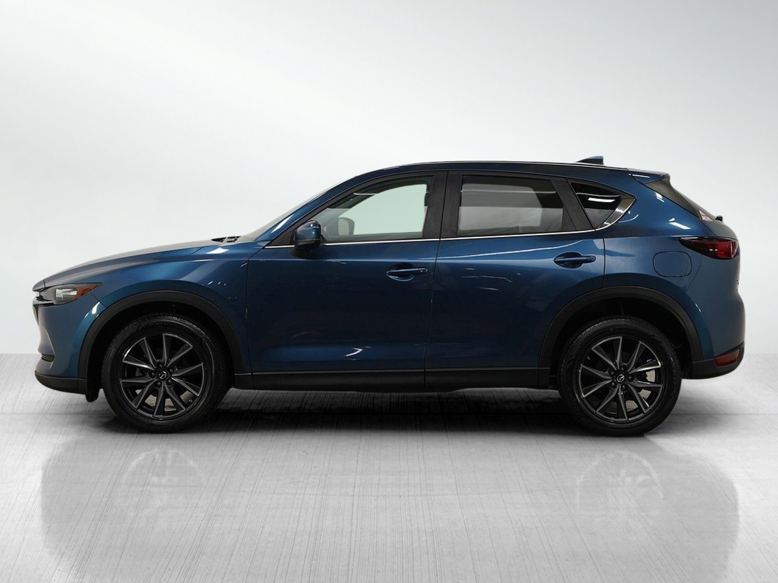 Used 2018 Mazda CX-5 Touring with VIN JM3KFBCM0J0302673 for sale in Burnsville, Minnesota