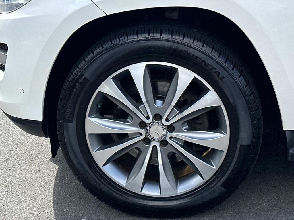 2016 Mercedes Benz GL 450 photo 14