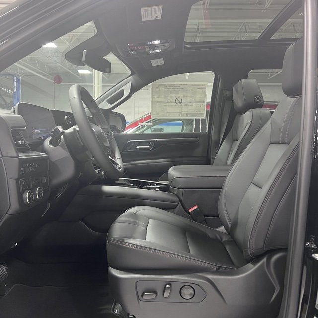 2026 Chevrolet Tahoe RST photo 3