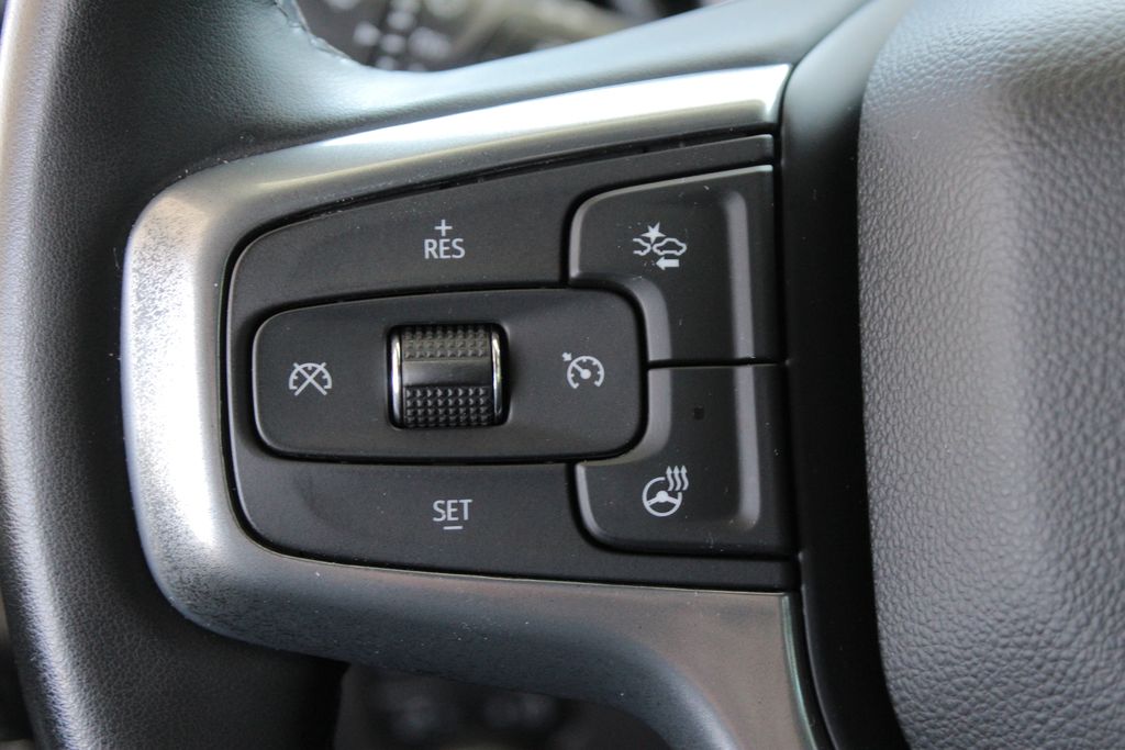 2023 Chevrolet Silverado 1500 RST photo 25