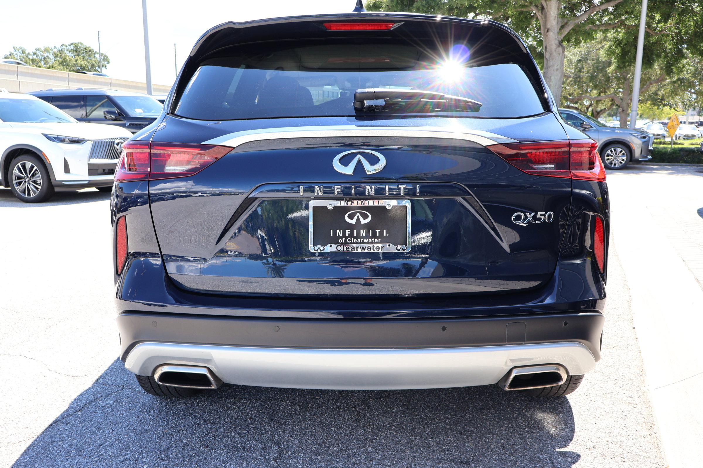 2023 Infiniti QX50 Luxe photo 7