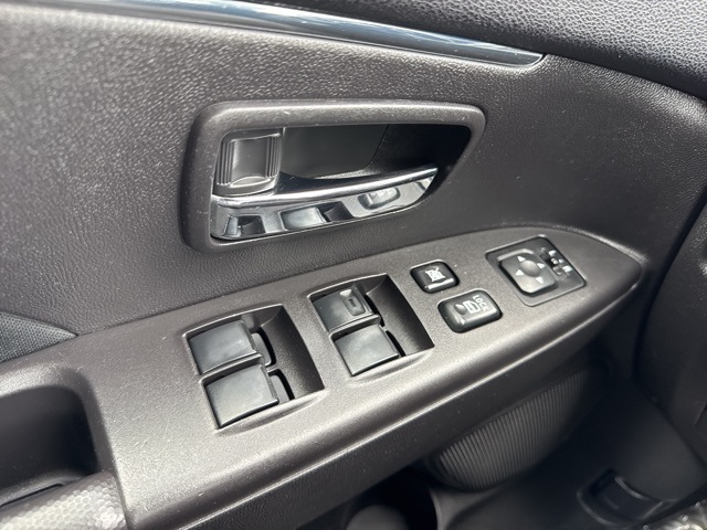 2015 Mitsubishi Outlander Sport SE photo 23