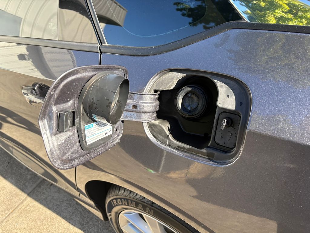 2022 Honda Accord LX photo 30