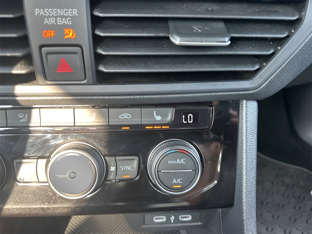 2024 Volkswagen Jetta 1.5T SE photo 18