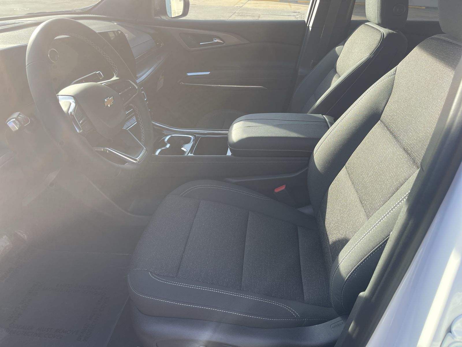 2026 Chevrolet Traverse photo 2