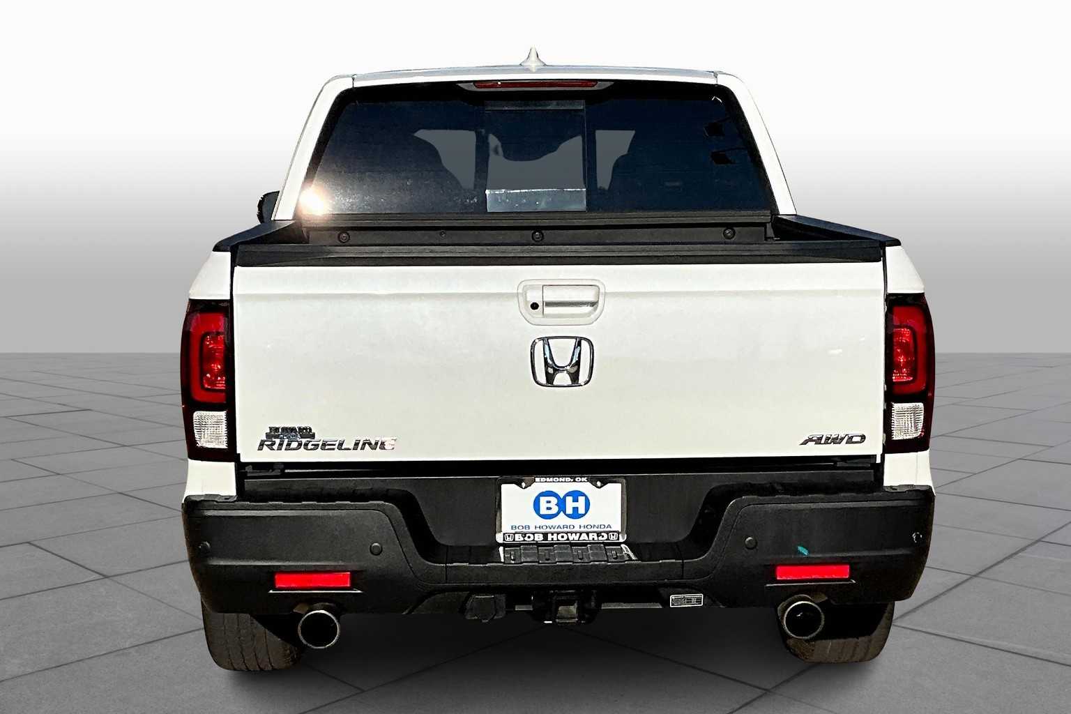 2022 Honda Ridgeline RTL-E photo 4
