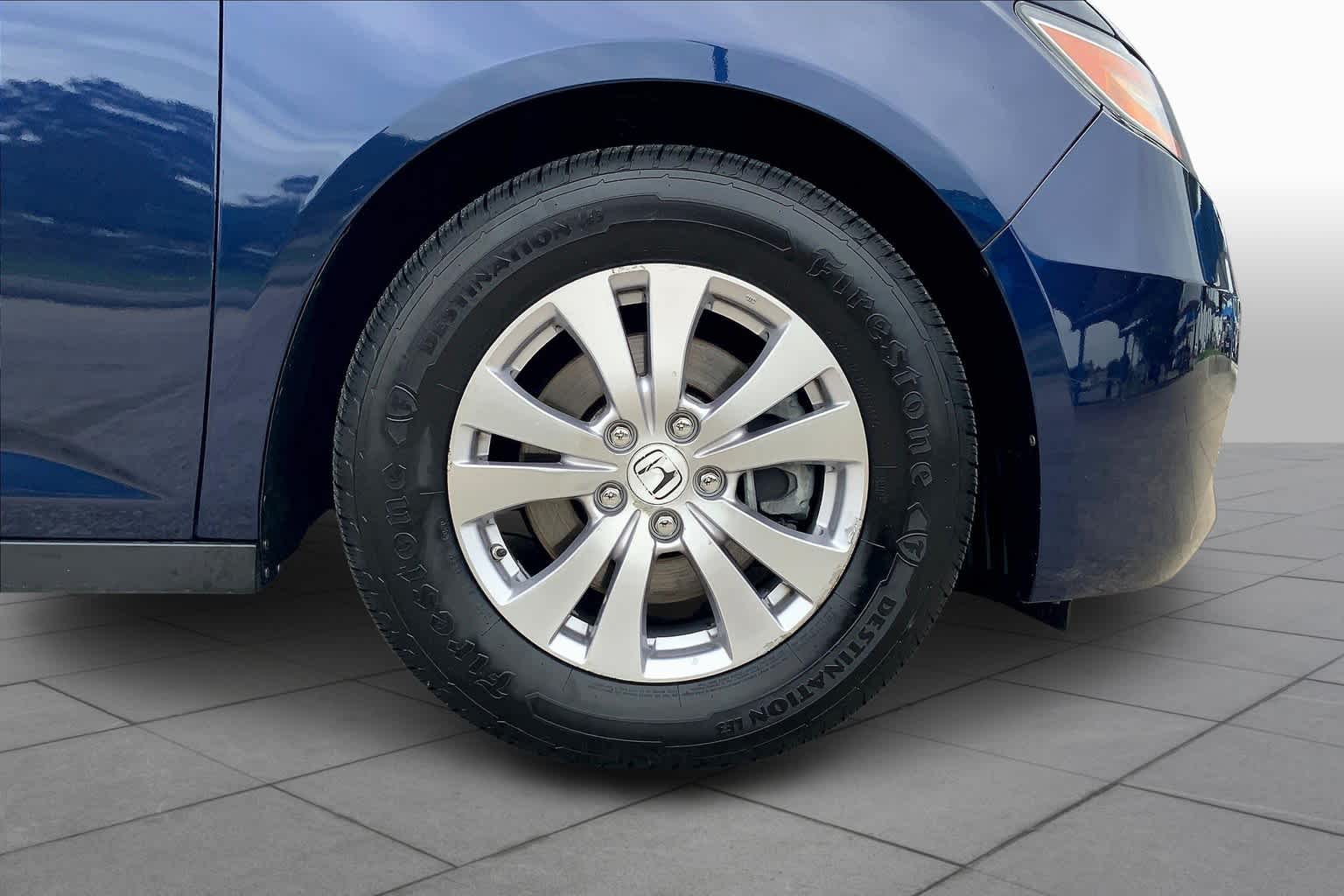 2015 Honda Odyssey EX photo 9