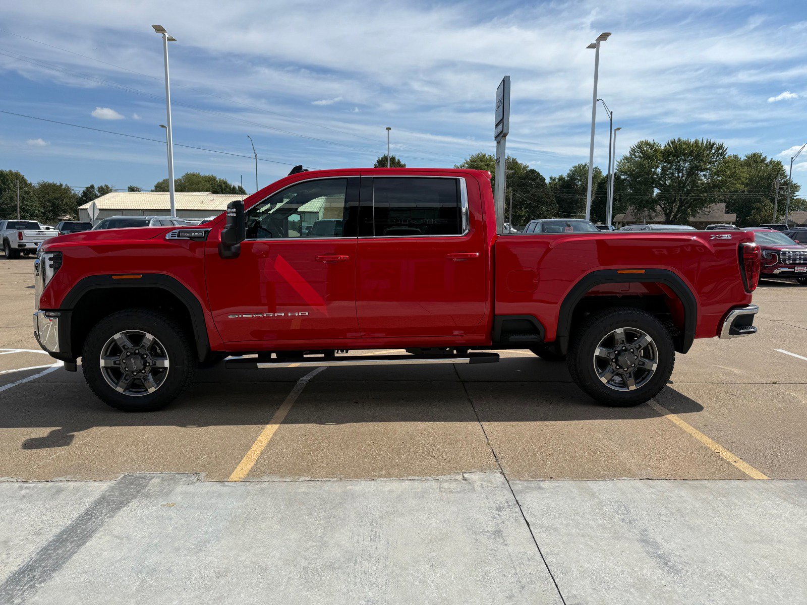 2026 Gmc Sierra 2500 HD SLE photo 4
