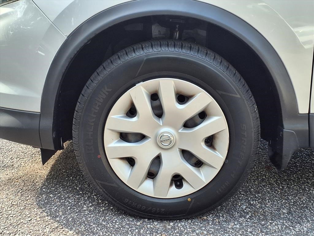 2019 Nissan Rogue Sport S photo 4