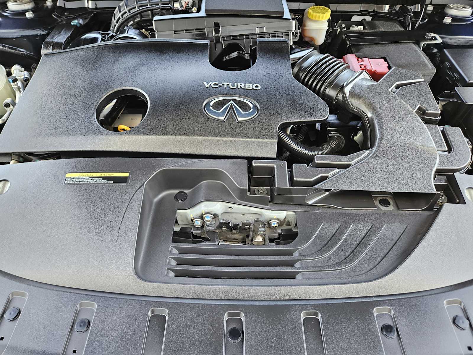 2022 Infiniti QX50 Essential photo 26