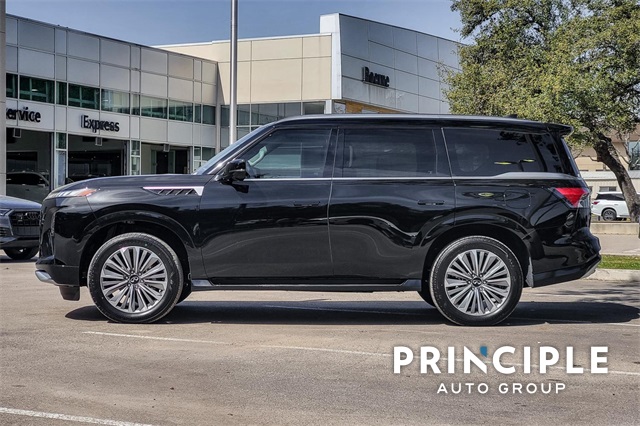 2025 Infiniti QX80 Luxe photo 5