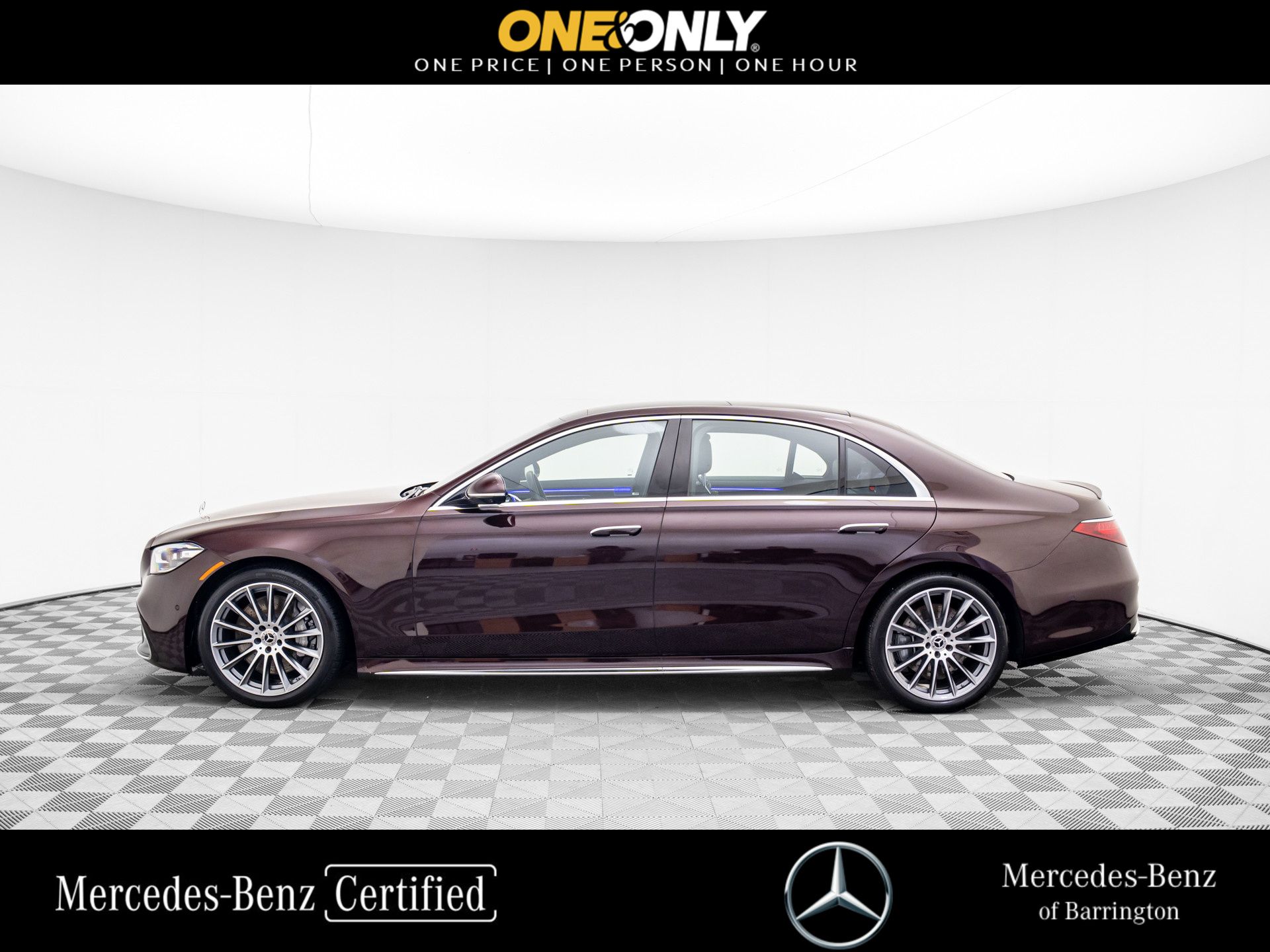 2024 Mercedes Benz S 580 photo 2
