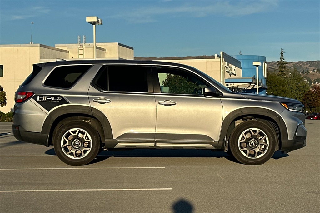 2023 Honda Pilot EX-L photo 3