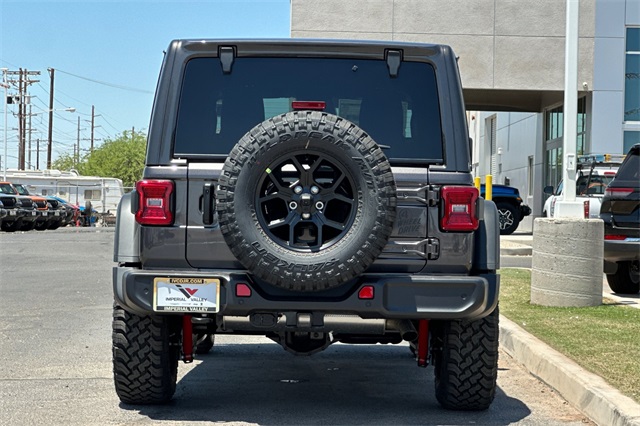 2025 Jeep Wrangler Willys photo 4