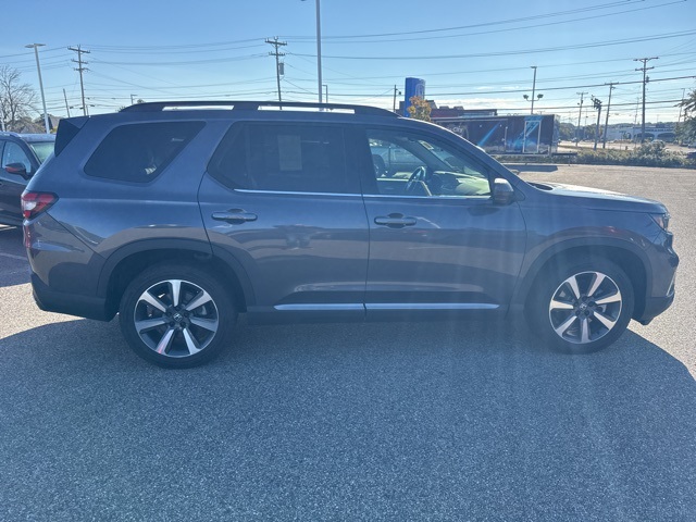 2023 Honda Pilot Elite photo 5